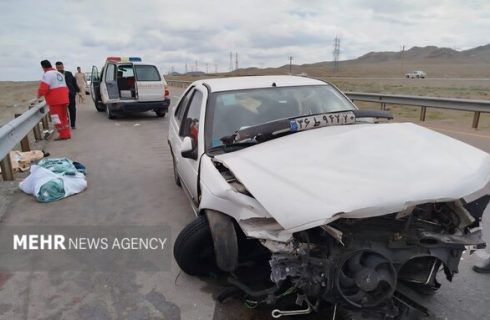 یک فوتی و ۳ مصدوم در تصادف زنجیره‌ای ‌محور مواصلاتی ایلام_مهران