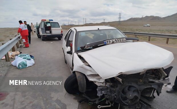 یک فوتی و ۳ مصدوم در تصادف زنجیره‌ای ‌محور مواصلاتی ایلام_مهران