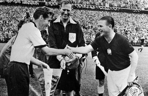 ۵۴ روز تا جام‌جهانی ۲۰۲۶/ یادآوری نخستین پخش تلویزیونی تاریخ فوتبال