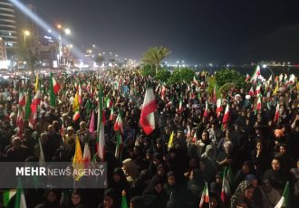 اجتماع مردم بندرعباس در حمایت نظام اسلامی