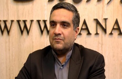 اسحاقی: بیمه‌شدگان نباید قربانی تورم سلامت شوند