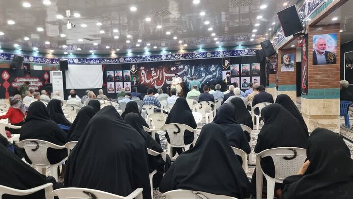 امام جمعه گناوه: شهید رئیسی نماد خدمت خالصانه به مردم بود