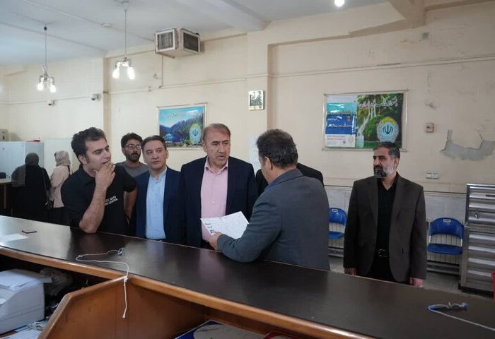 بازرس کل قضایی لرستان از بیمارستان هفت تیر دورود بازدید کرد