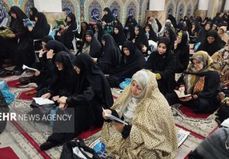 برگزاری دعای غرفه در بیرجند