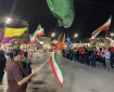 تداوم پرچم داری مردم کرمان در میدان آزادی