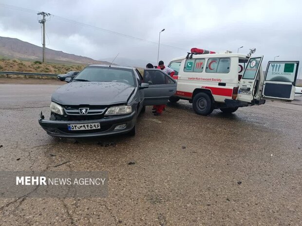 تصادف ساینا و پارس با ۹ مصدوم در شاهرود