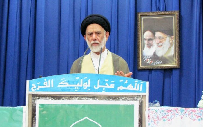 حسینی: قرارگاه اقتصادی برای ساماندهی وضعیت معیشتی مردم شکل گیرد