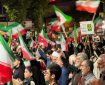 راهپیمایی شبانه و باشکوه فومنی ها در دفاع از وطن