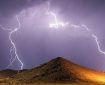 رگبار و رعد و برق در راه گلستان