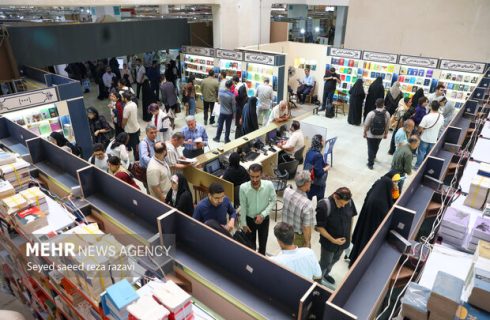 شعارهای فرهنگی در بن‌بست تکرار