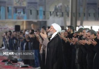 صفوف فشرده مؤمنان در دارالمرحمه؛ نمایش وحدت مسلمین در نماز عید قربان