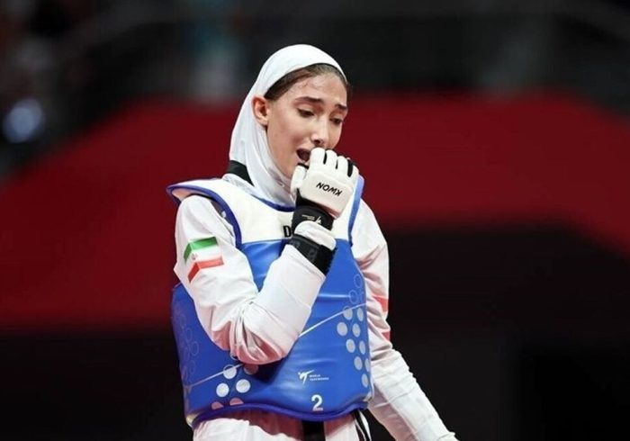 مبینا نعمت زاده حذف شد
