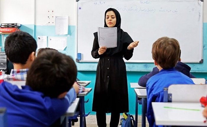 مدیر آموزش‌وپرورش ورامین: معلمی رسالت وارث پیامبران است