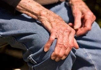 مشکل هورمون درمانی برای بیماران جراحی مفصل زانو