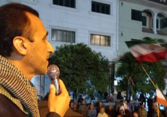 مقابل وحدت شکنان در جامعه می ایستیم