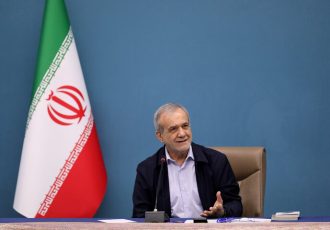 پزشکیان: بازوان پرتوان کارگران تکیه‌گاه دولت در مسیر بازسازی کشور است