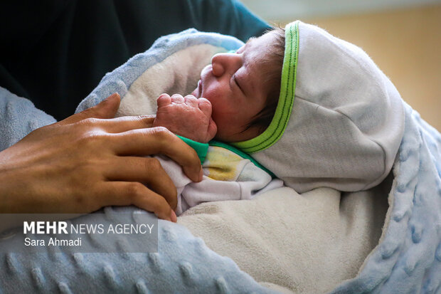 کاهش نرخ سزارین و افزایش چشمگیر خدمات سلامت در تربت‌حیدریه