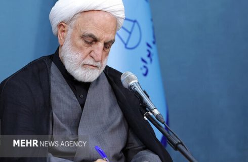 اژه‌ای: ملت و مسئولان با تمام وجود حامی نیروهای مسلح هستند