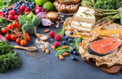 رژیم غذایی که به درمان آندومتریوز کمک می کند