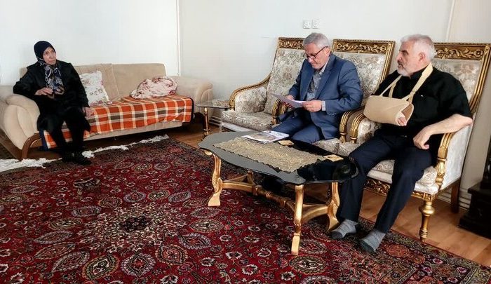 سلامت خانواده‌های شهدا در اولویت بنیاد شهید آذربایجان‌شرقی