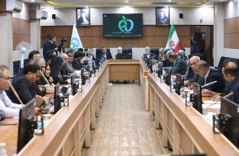شهریاری: از همه ظرفیت‌های مجلس برای رفع مشکلات دارویی استفاده می‌کنیم