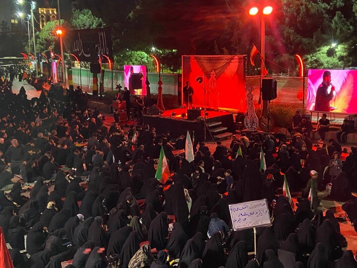 فریاد مردم کرمان: «رهبرمان هر چی بگه همونه»