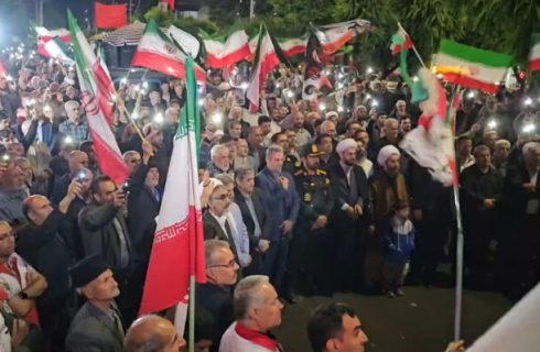 مردم خوی پای انقلاب و رهبری ایستاده‌اند