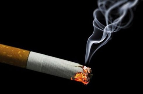 هر نخ سیگار ۱۱ دقیقه از عمر انسان کم می کند