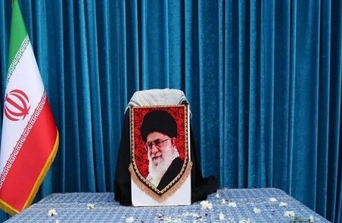 آماده‌باش کامل نظام سلامت برای مراسم تشییع؛ استقرار ۶۰۰ تخت درمانی