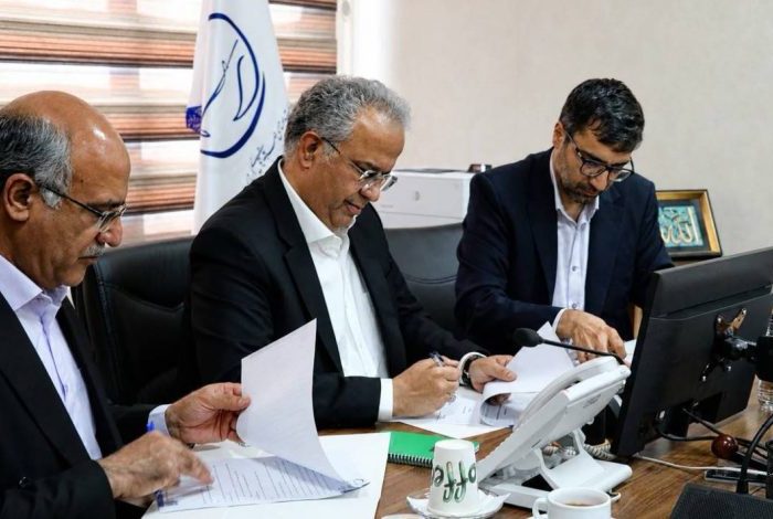 امضای تفاهم‌نامه حمایت از بیماران نیازمند سیستان و بلوچستان با همکاری هیأت امنای صرفه‌جویی ارزی، استانداری و دانشگاه علوم پزشکی زاهدان