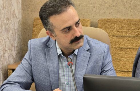 دکتر محمد دوزنده نرگسی: موفقیت نظام ارجاع در گرو بازسازی اعتماد جامعه پزشکی و اصلاح عملکرد بیمههاست دکتر محمد دوزنده نرگسی: موفقیت نظام ارجاع در گرو بازسازی اعتماد جامعه پزشکی و اصلاح عملکرد بیمههاست