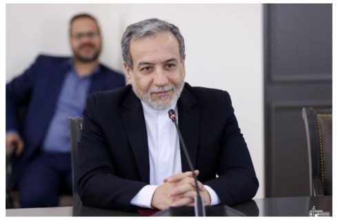 دیدار رسمی عراقچی و متقی وزیر امور خارجه افغانستان با محوریت روابط دوجانبه+ عکس
