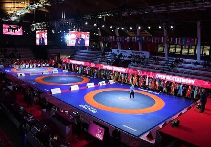 رقابت جهانی کشتی در انتظار قهرمانان