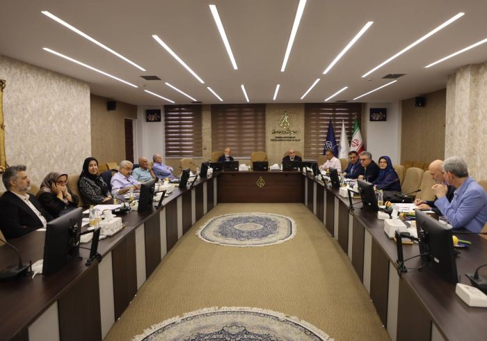 مجمع عمومی سازمان نظام پزشکی بر اجرای کارشناسی برنامه پزشک خانواده تأکید کرد .