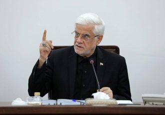 پاسخ عارف به مطالبه مجازات عاملان ترور رهبر شهید چه بود؟ پاسخ عارف به مطالبه مجازات عاملان ترور رهبر شهید چه بود؟