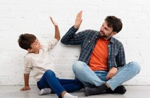 پژوهشی تازه درباره نقش خانواده در سالهای حساس نوجوانی پژوهشی تازه درباره نقش خانواده در سالهای حساس نوجوانی