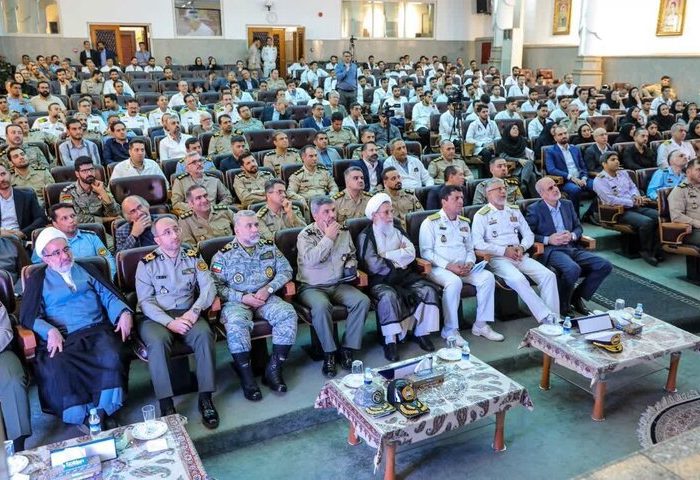 آیین گرامیداشت روز پزشک در دانشگاه علوم پزشکی ارتش برگزار شد