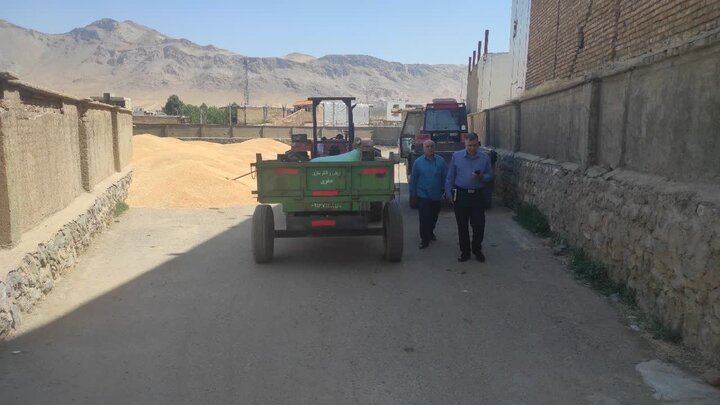 بازدید اکیپ نظارتی سازمان تعاون روستایی لرستان از مرکز خرید گندم دلفان