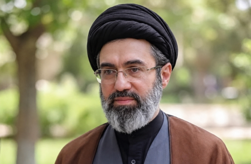 تأکید رهبر معظم انقلاب (مدظله العالی) بر توجه ویژه به نقش و جایگاه پرستاران