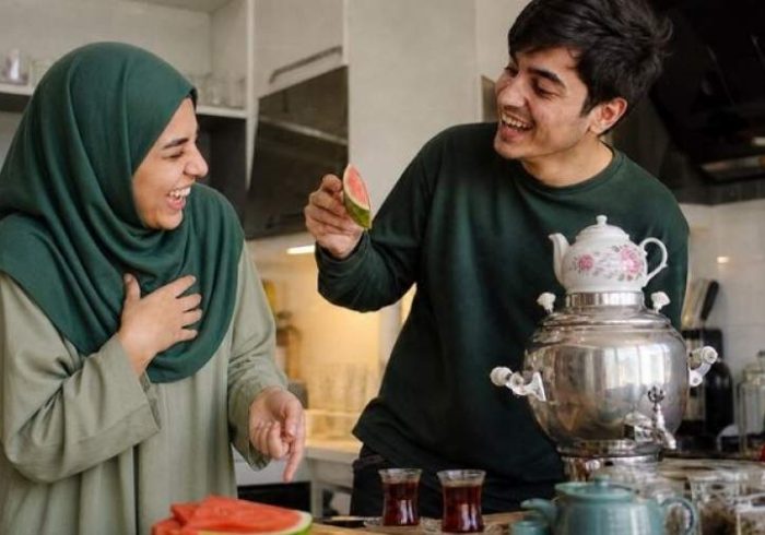 خطاهای رایج در تشخیص «شوخی» با «تمسخر»/ تاثیر شوخی بر شخصیت کودکان