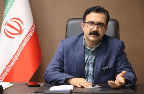 دکتر باقریان: باید نگاه به رزیدنتها از «نیروی کار ارزانقیمت» به «سرمایه انسانی نظام سلامت» تغییر کند دکتر باقریان: باید نگاه به رزیدنتها از «نیروی کار ارزانقیمت» به «سرمایه انسانی نظام سلامت» تغییر کند