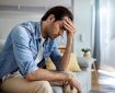 عوارض سرکوب احساسات روی بدن و روان شما؛ از از هجوم افکار در نیمهشب تا اضطراب بیدلیل عوارض سرکوب احساسات روی بدن و روان شما؛ از از هجوم افکار در نیمهشب تا اضطراب بیدلیل