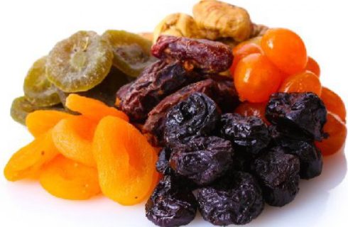 بهترین زمان خوردن آلو خشک برای رفع یبوست و بهتر شدن وضعیت گوارش بهترین زمان خوردن آلو خشک برای رفع یبوست و بهتر شدن وضعیت گوارش