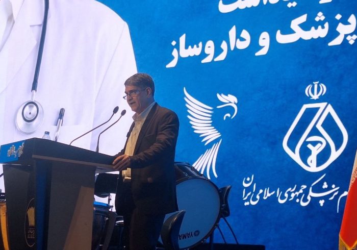 رئیس شورای عالی نظام پزشکی: تحریم دارو جنایت جنگی و جنایتی علیه بشریت است