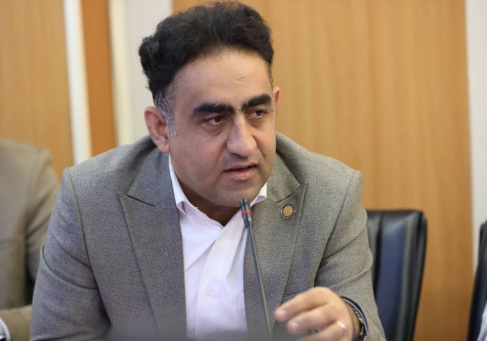 فاصله درآمد پرستاران با هزینه‌های زندگی هر روز بیشتر می‌شود