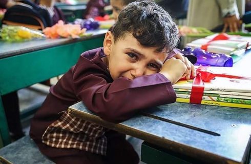 نکات روانشناختی و تربیتی برای دانشآموزان کلاس اولی در آغاز سال تحصیلی؛ راهنمایی برای معلمان و والدین نکات روانشناختی و تربیتی برای دانشآموزان کلاس اولی در آغاز سال تحصیلی؛ راهنمایی برای معلمان و والدین