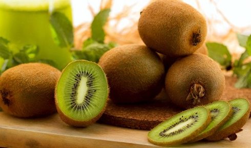 ۲ میوه فوق العاده برای درمان یبوست ۲ میوه فوق العاده برای درمان یبوست