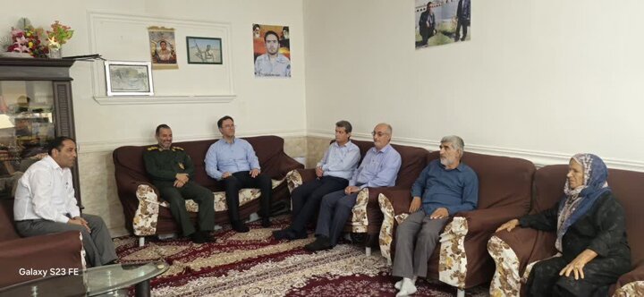 فرماندار تنگستان: امنیت امروز کشور مرهون فداکاری شهیدان است فرماندار تنگستان: امنیت امروز کشور مرهون فداکاری شهیدان است